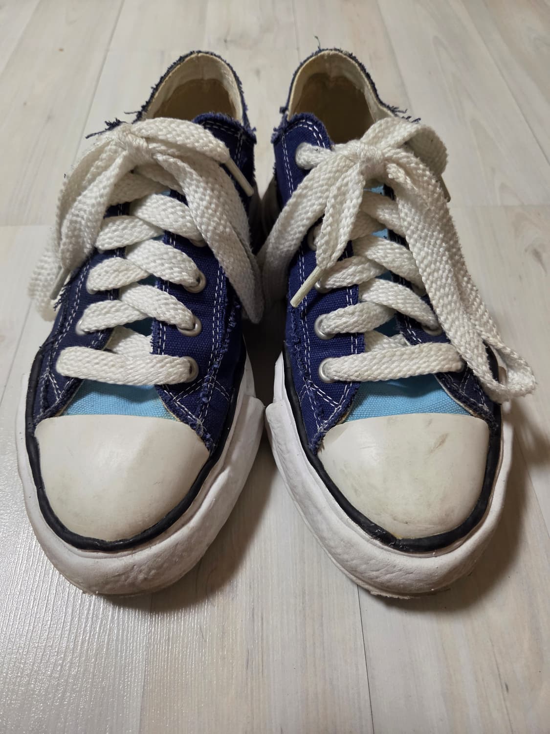 메종 미하라 야스히로 x 나이젤 카본 로우 컷 스니커즈 네이비 41 상품이미지2