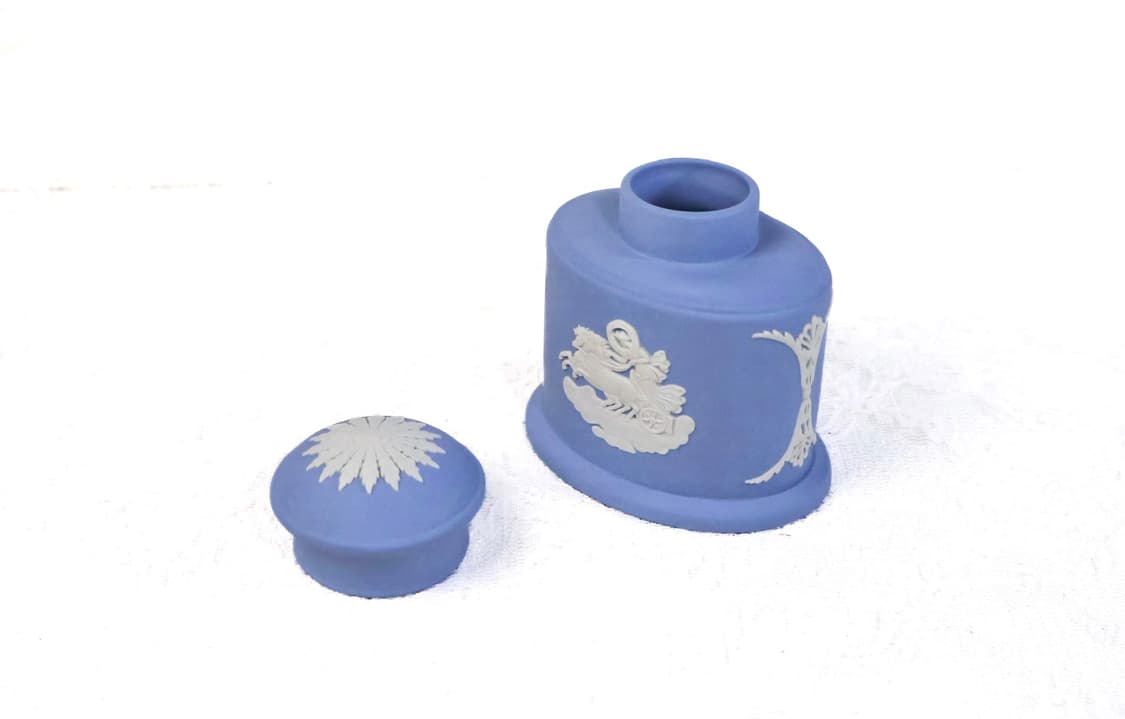 [영국앤틱] 웨지우드 제스퍼웨어 페일블루 레어 공병 상품이미지7