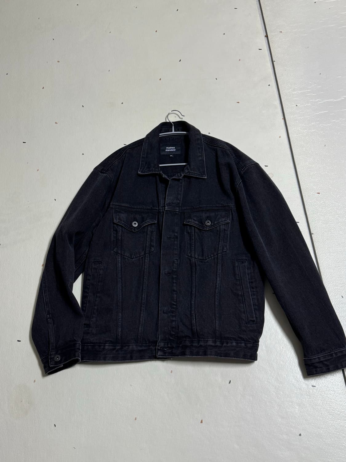 [XL] 무탠다드 릴렉스드 데님 트러커 자켓 워시드블랙 상품이미지2