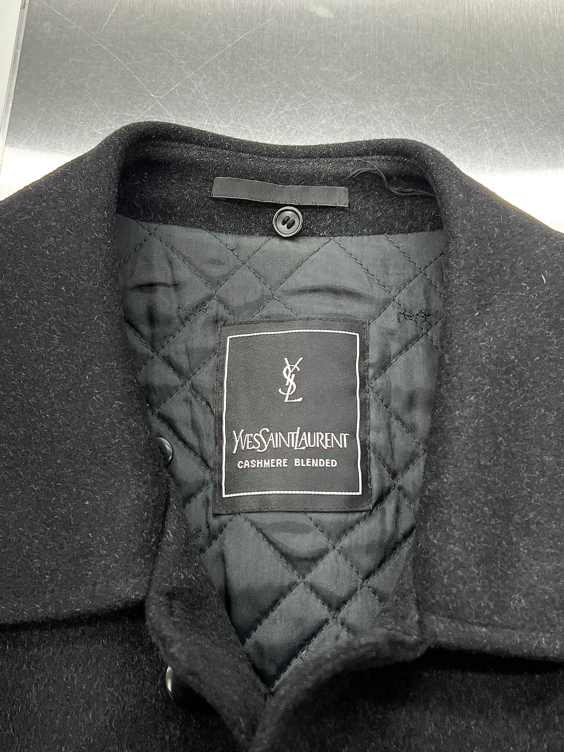 이브 생로랑 뿌르 옴므 블랙 캐시미어 울 블랜드 스닉 버튼 맥 코트 상품이미지7