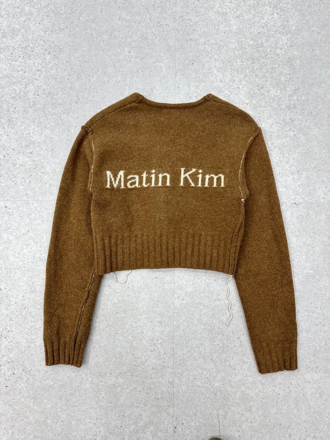 Matin kim 마뗑킴 울 컷오프 가디건 상품이미지1