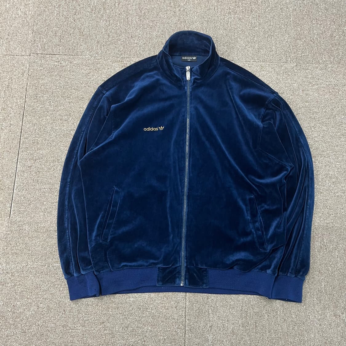  올드스쿨 아디다스 벨벳 져지 상품이미지2