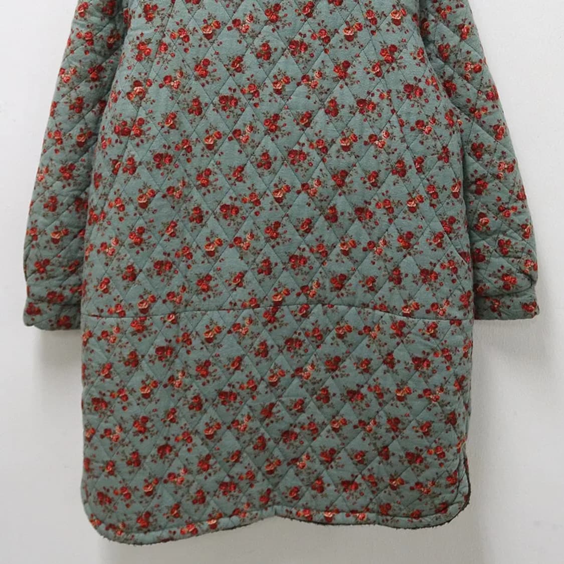 헤라 빈티지 플라워 퀼티드 코트 61113 상품이미지8