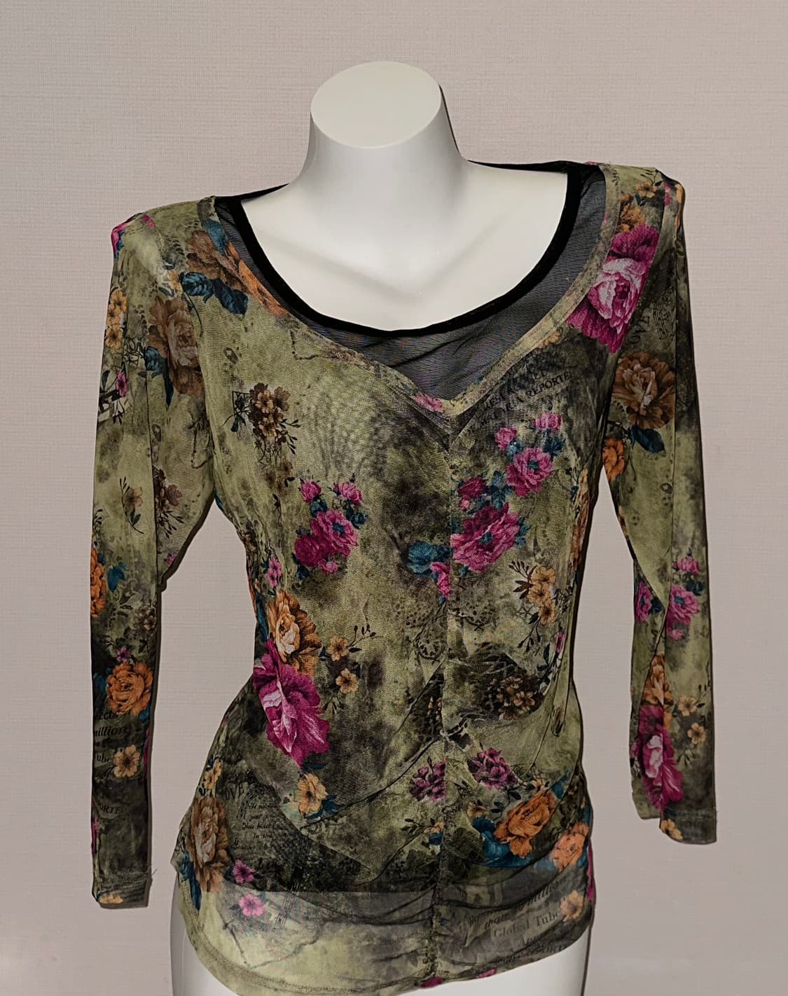 카키 플로럴 셔링 레이어드 빈티지 롱슬리브 상품이미지9