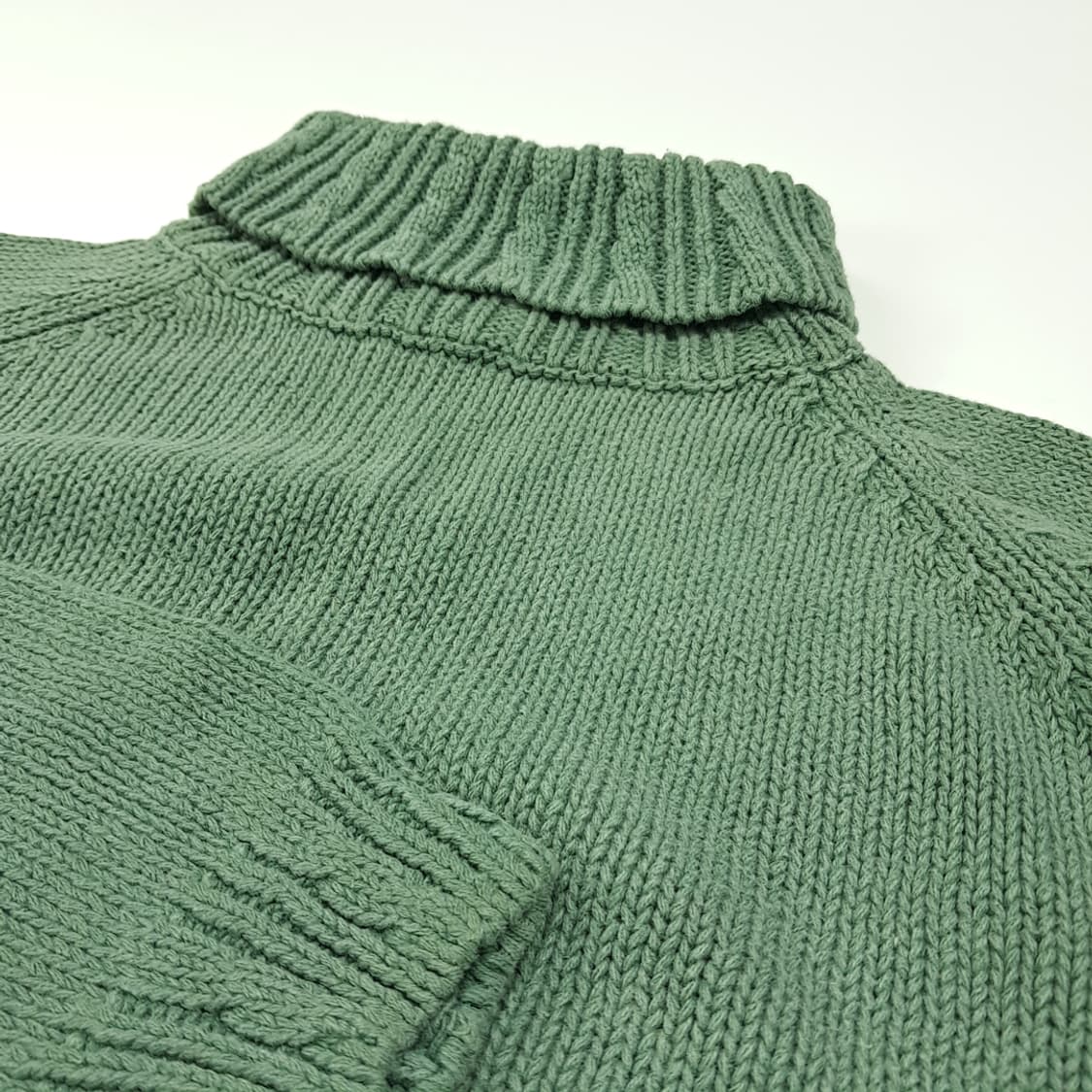 CL351 L 엘엘빈 80s 홍콩판 케이블 터틀넥 세이지그린 니트스웨터 상품이미지3