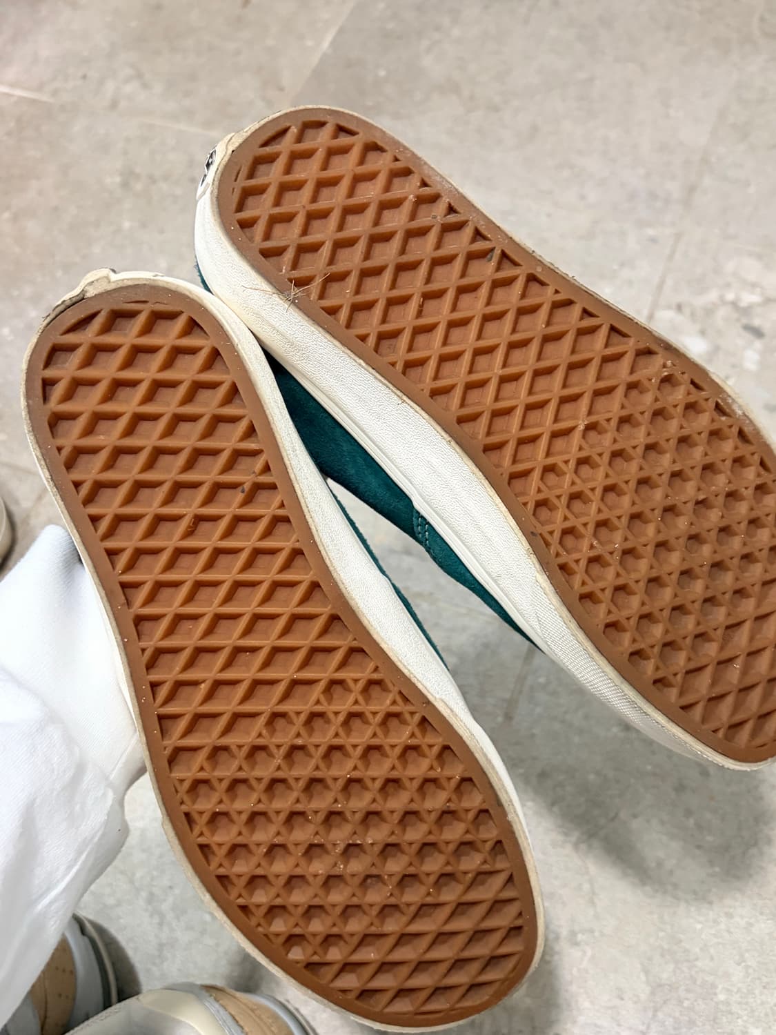 반스 어센틱 그린 스웨이드 225 상품이미지3