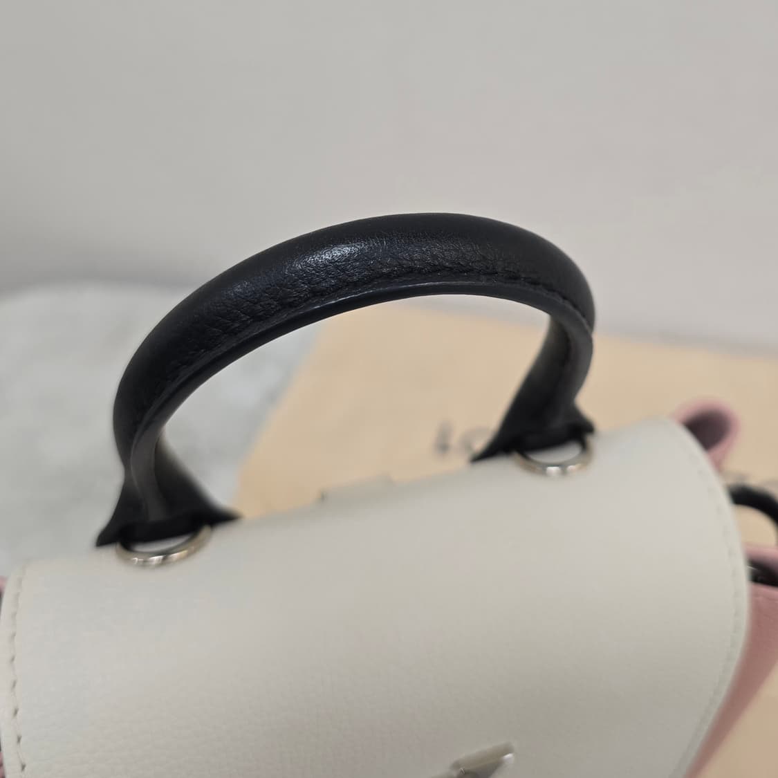 루이비통 락미 백팩 핑크 미니 판매 상품이미지6