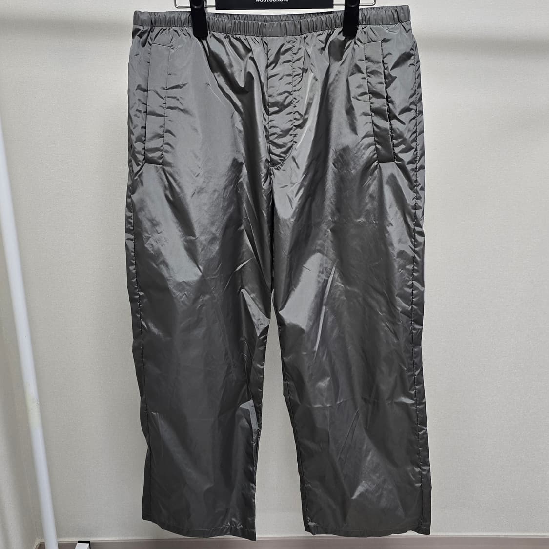 24ss 프라다 나일론 삼각 로고 팬츠 바지 m사이즈 판매 상품이미지3
