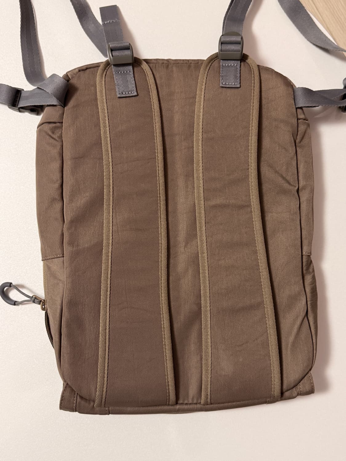 미스치프 롬버스 플랩 백팩 토프 상품이미지3