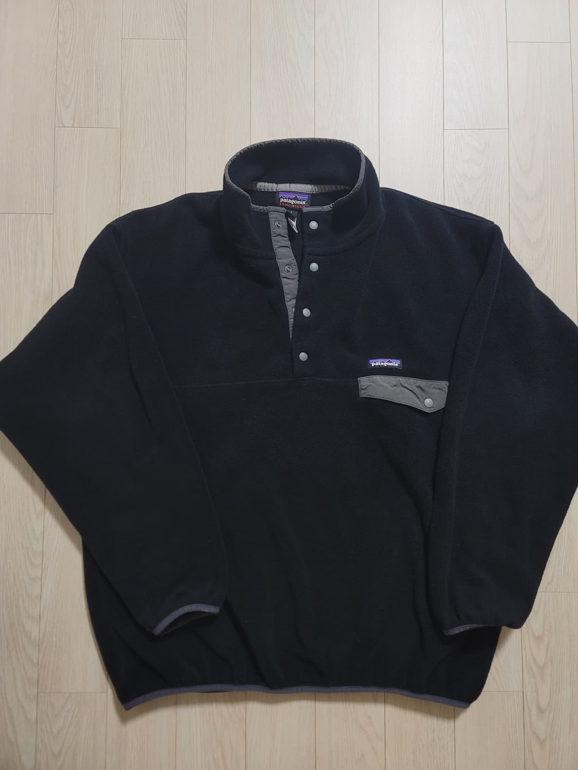 [ L ] <상태최상> 파타고니아 신칠라 라이트웨이트 블랙 포지그레이 상품이미지1