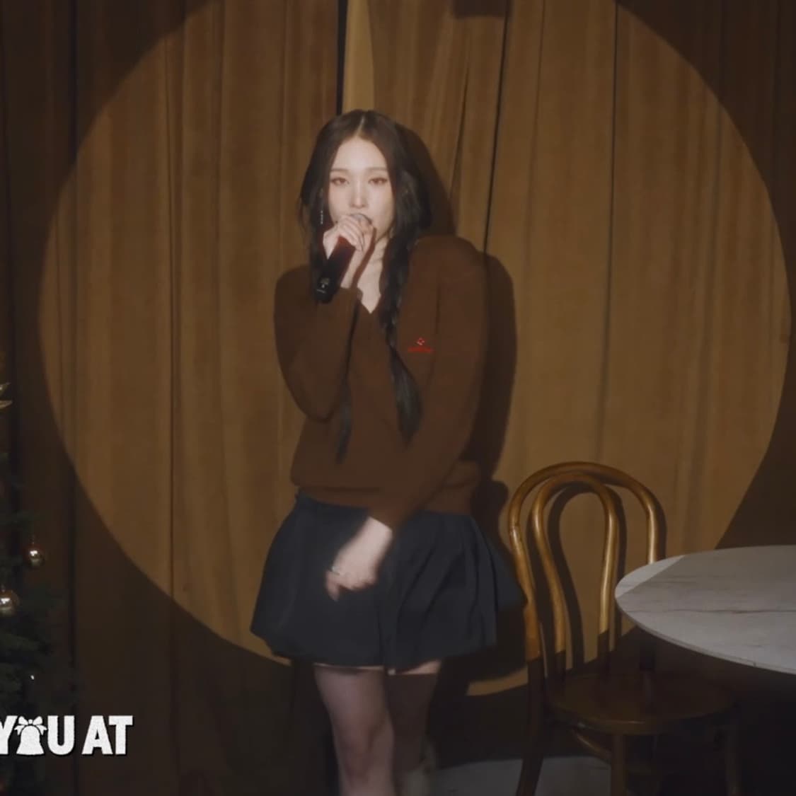 [6,8,10]슈슈통 25fw 울 브이넥 니트/브라운 상품이미지4