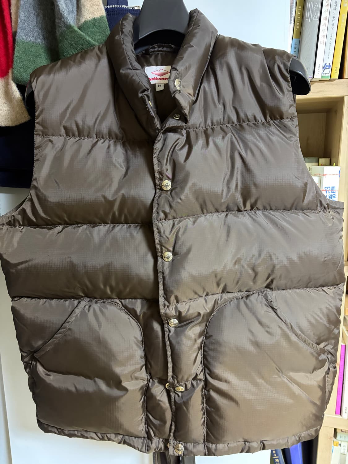 바튼웨어 구스 패딩 쪼끼(브라운) m사이즈 새상품급 상품이미지2