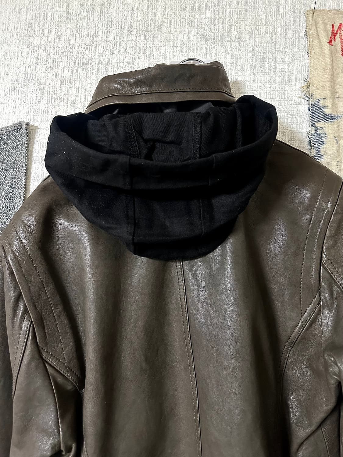 솔리드 옴므 램스킨 하이넥 히든후드 레더자켓 상품이미지7