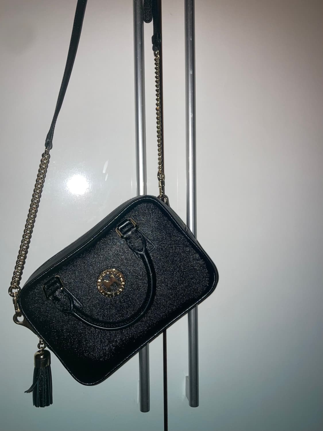 메트로시티 블랙 크로스백 겸 토트백 카메라백(쇼핑백 제외 풀박스) 상품이미지2