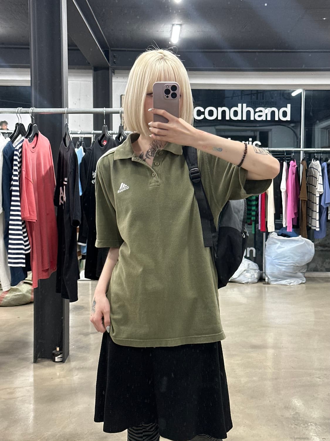 아디다스 삼각로고 카키 카라 반팔 티셔츠 상품이미지3
