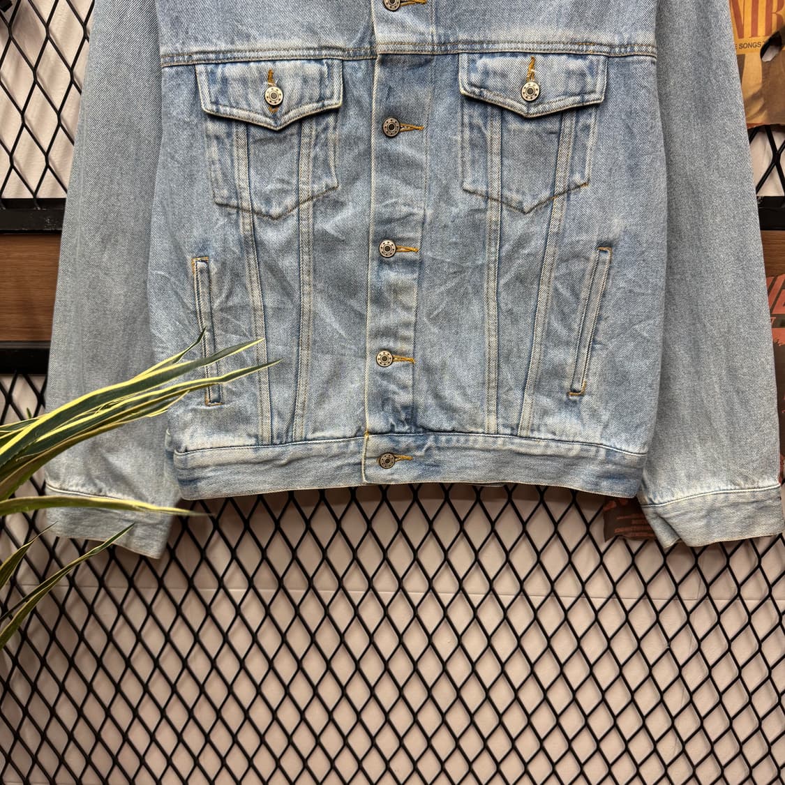 USA VINTAGE 데님 트러커 자켓 전후면 자수 로고 포인트 연청 상품이미지4