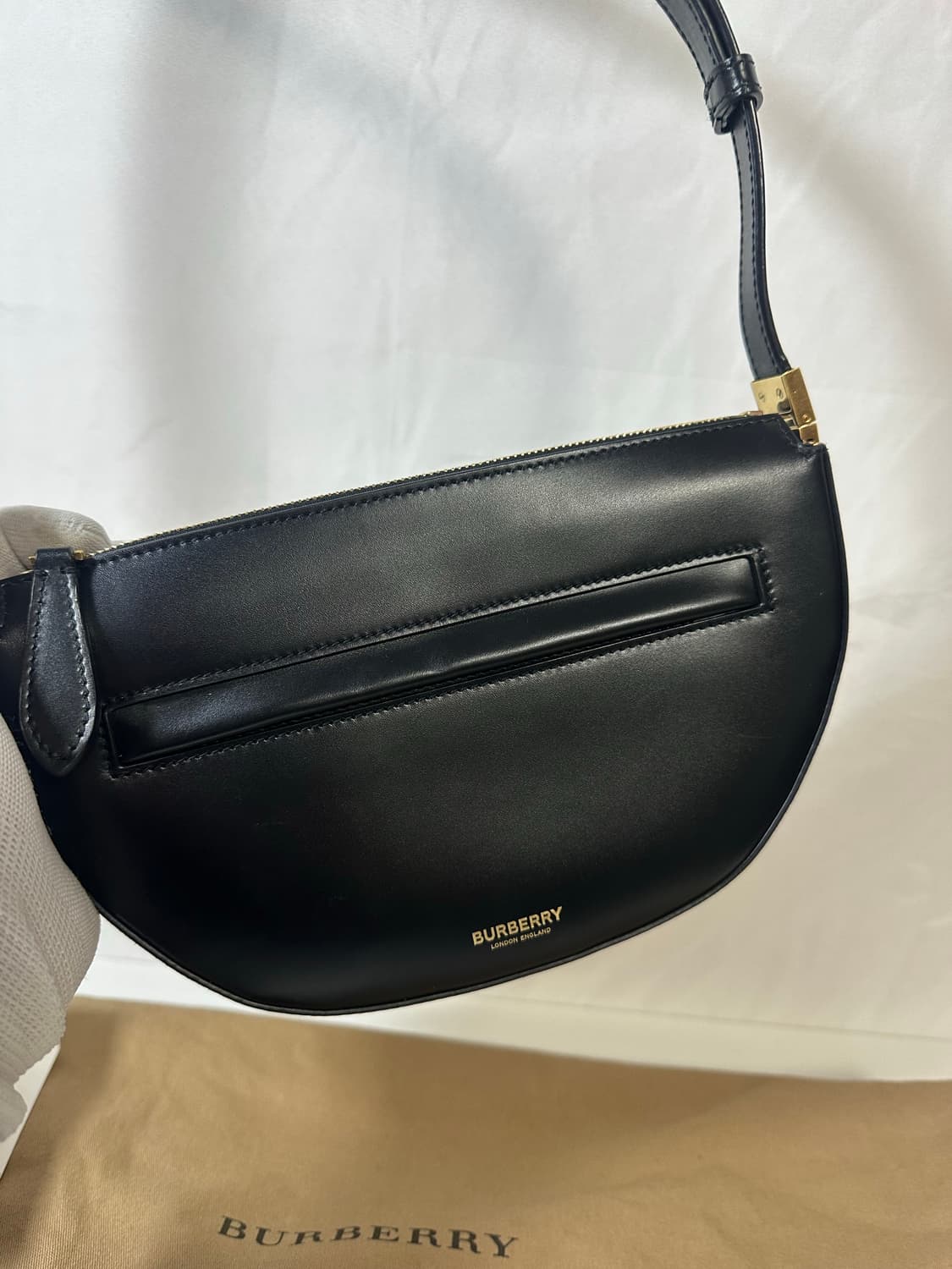 버버리 올림피아 미니숄더백 블랙 (OS) 상품이미지2