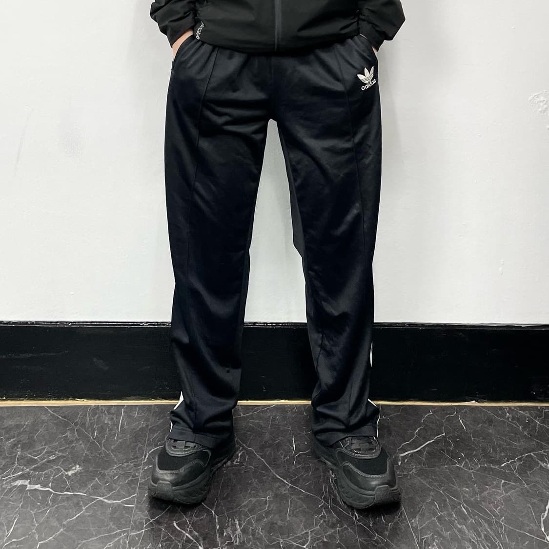 L 아디다스 삼선 파이어버드 와이드 트랙팬츠 상품이미지2