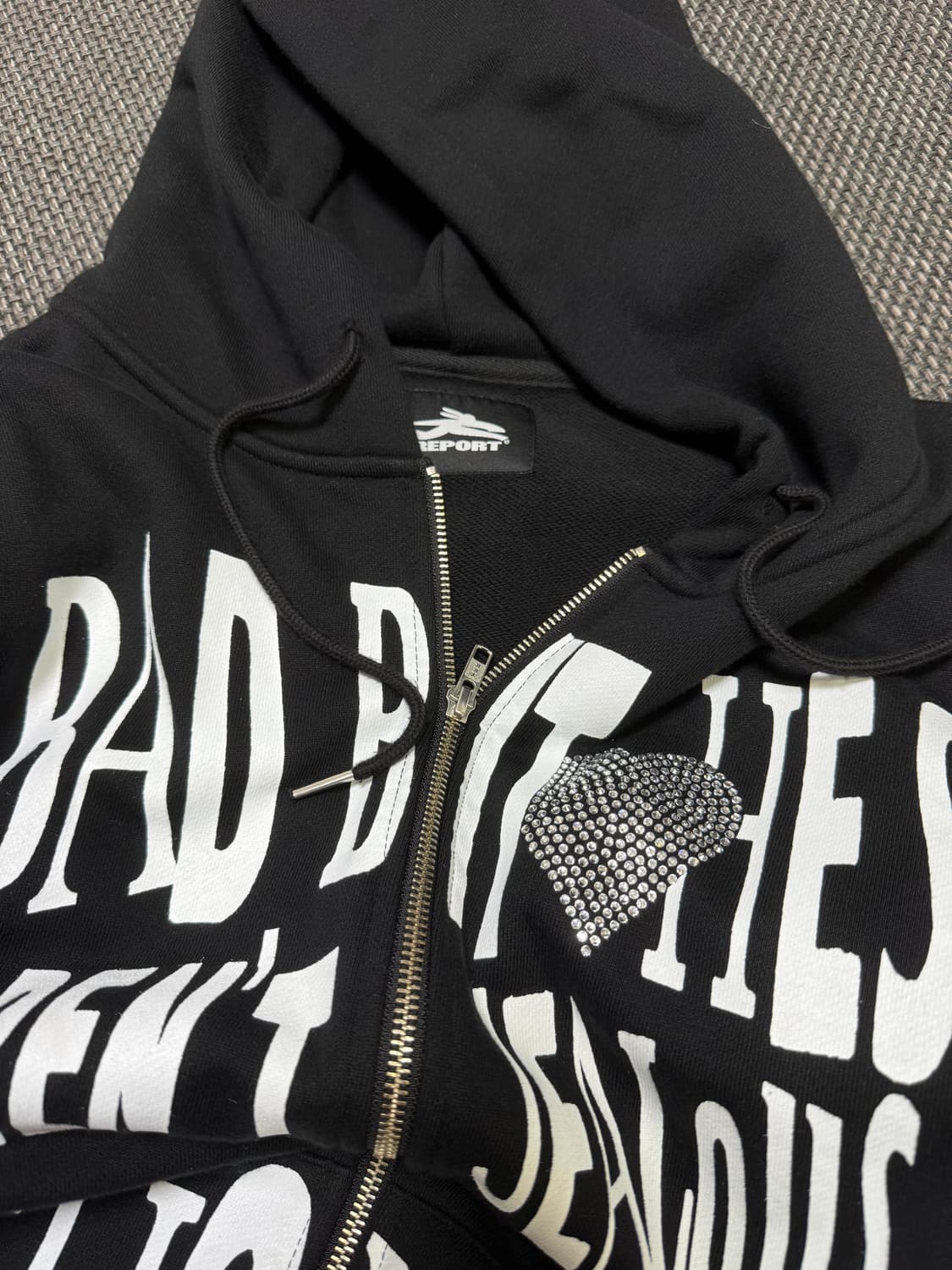 제노리포트 후드집업 BAD BITXHES HOODIE (BLACK) 상품이미지6