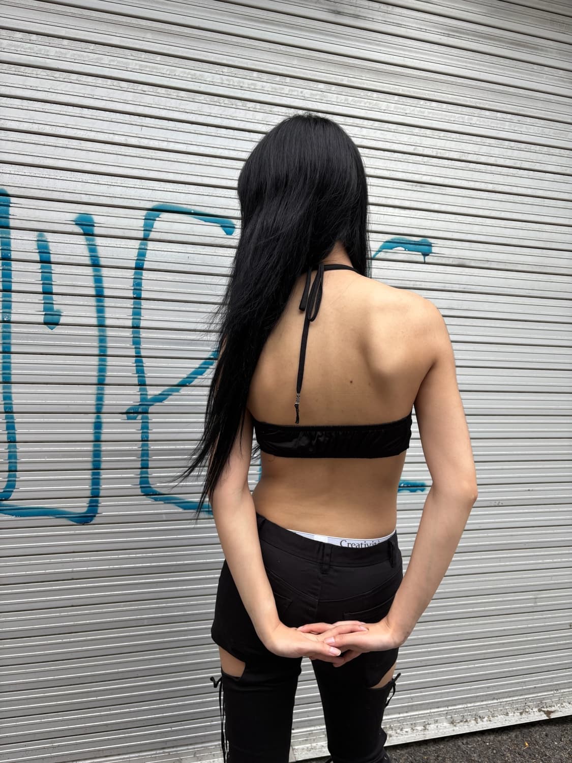 오즈온 아일렛 디테일 탑 상품이미지4