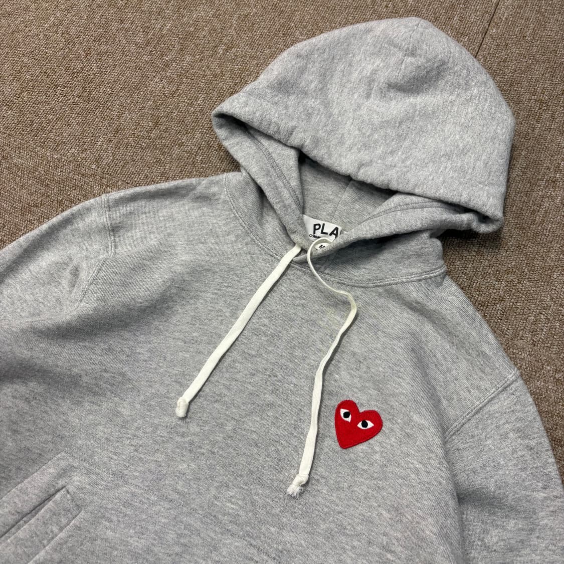  꼼데가르송 후드 상품이미지3