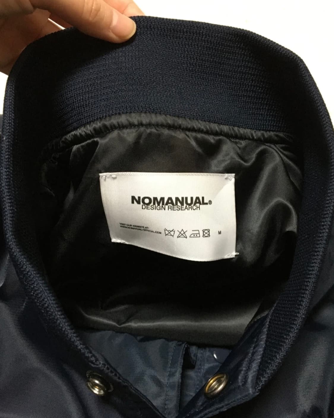 노매뉴얼 아치 로고 바시티 자켓 상품이미지5