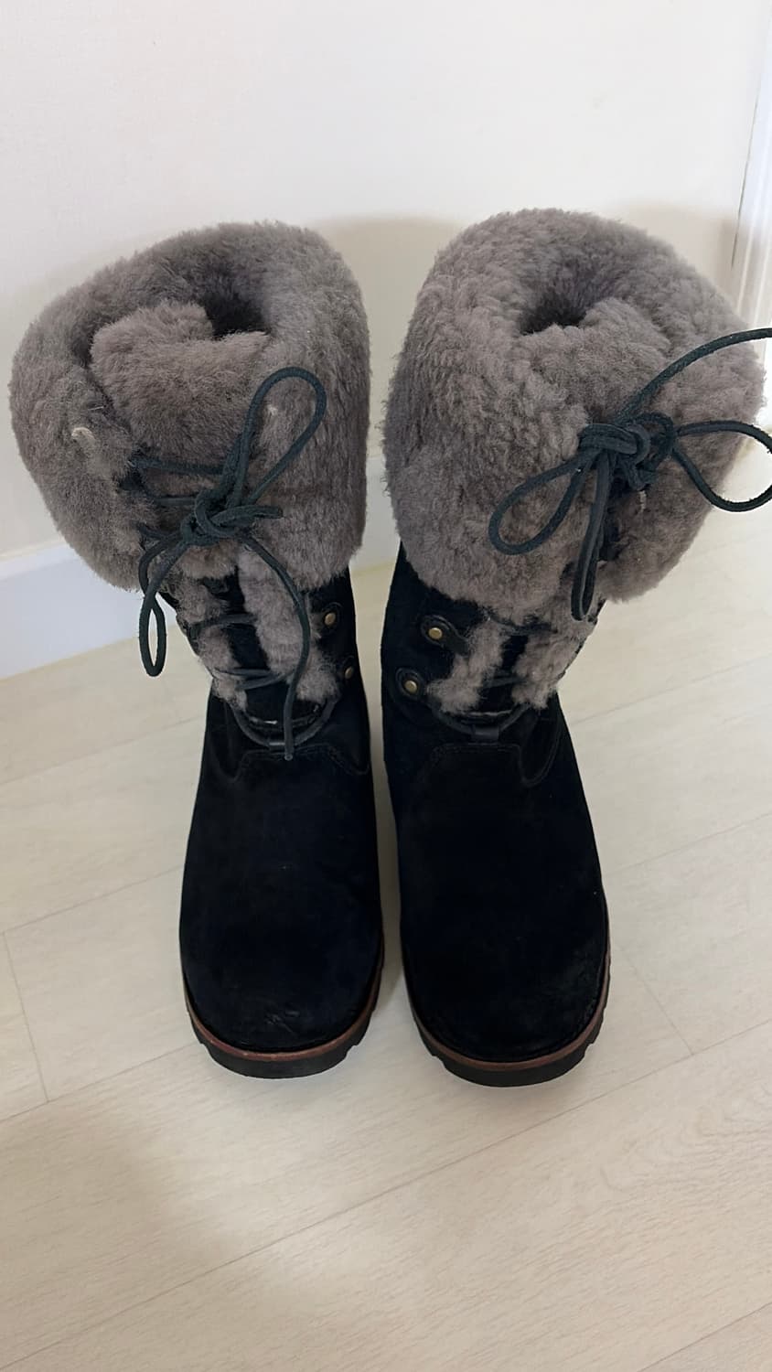 어그 레이스업 부츠 230 정품  상품이미지7