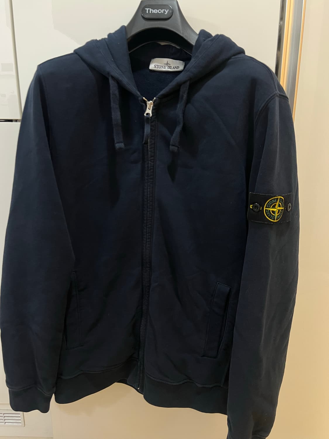 25fw 스톤아일랜드 다크네이비 후드집업 L 상품이미지1