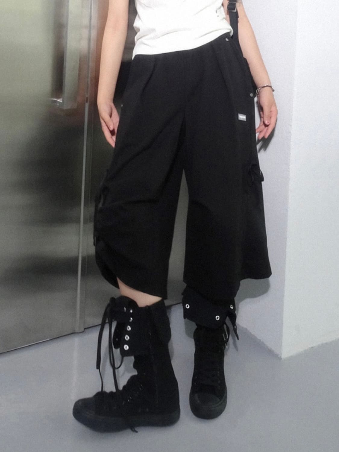 허그유어스킨 와이드 버뮤다 팬츠 블랙 상품이미지3