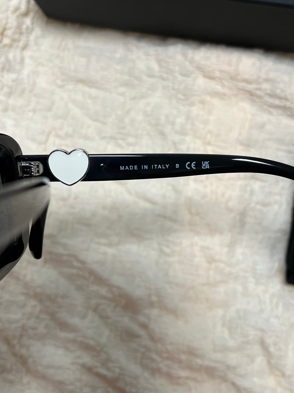 샤넬 하트 선글라스 (블랙/CH5519) 상품이미지6