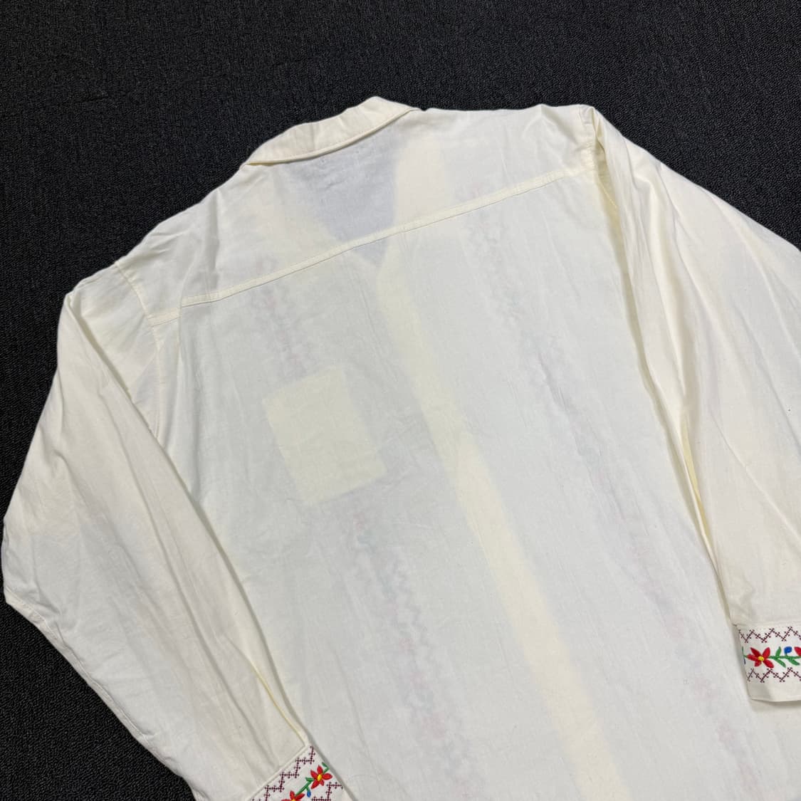 차뮬라 플라워 자수 셔츠 상품이미지6