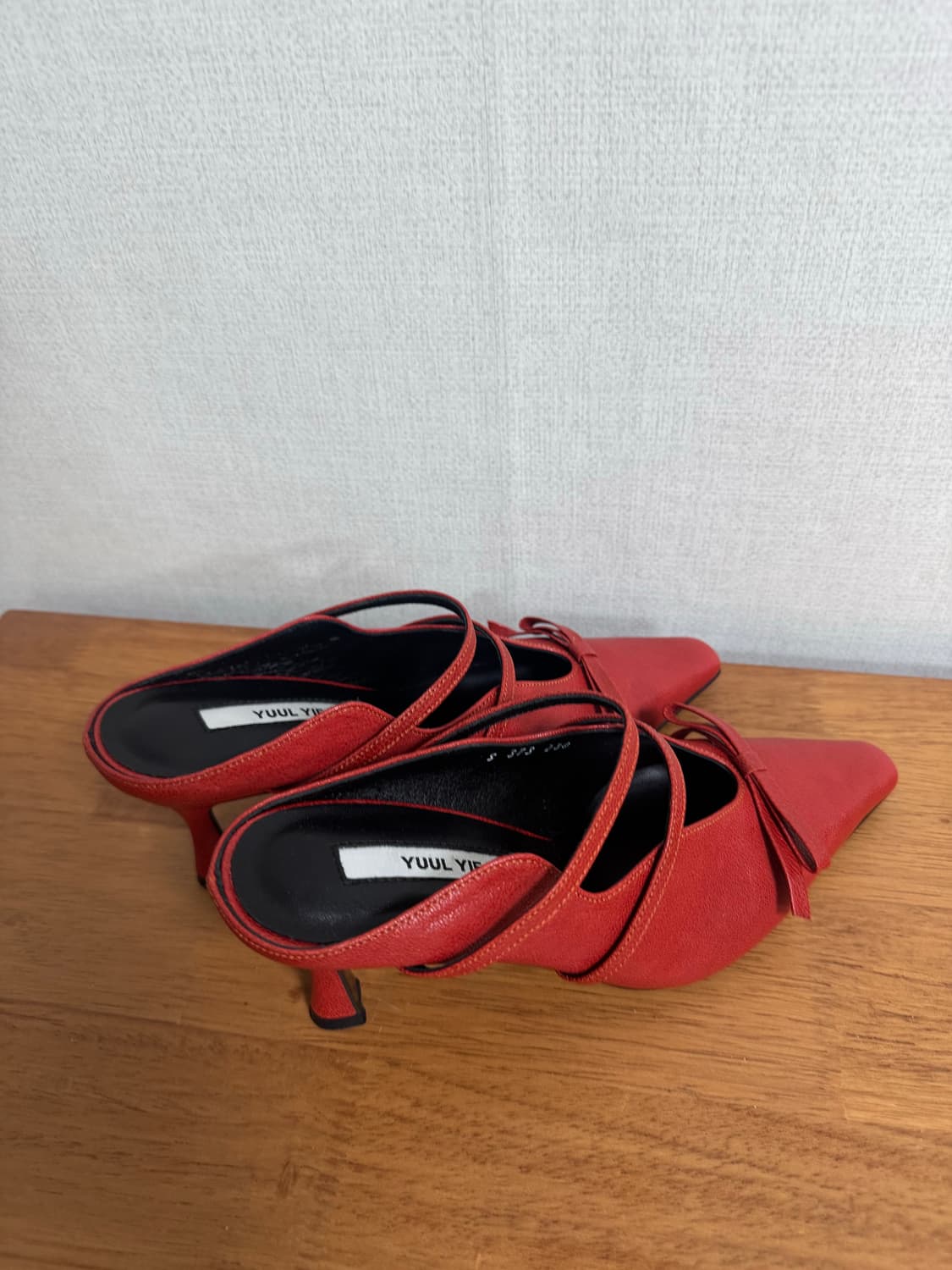 율이에 YUUL YIE 레드 리본 뮬 스틸레토 새상품 상품이미지5