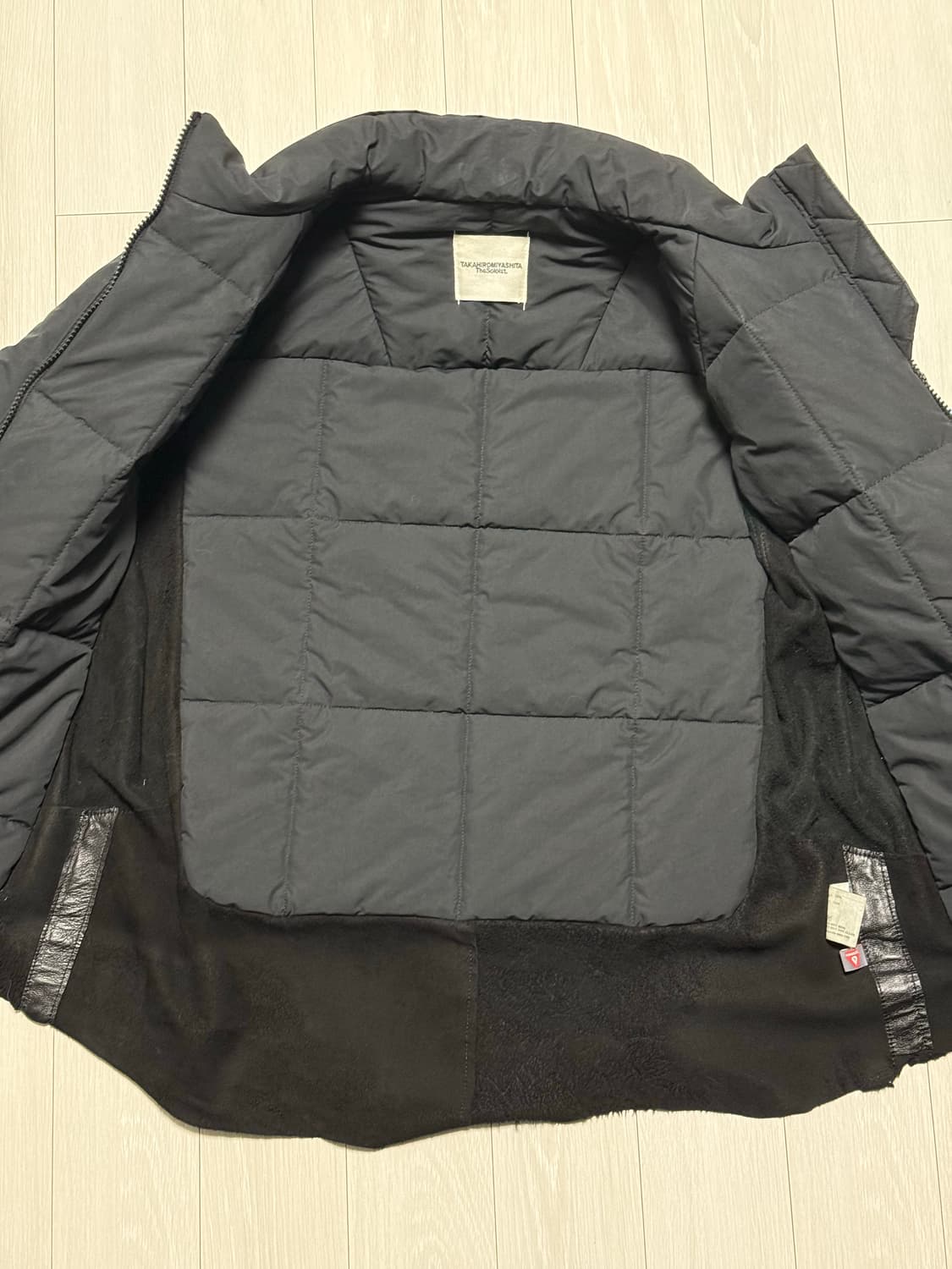 오늘까지만 판매) 솔로이스트 사슴가죽 패딩 자켓 50사이미 상품이미지3