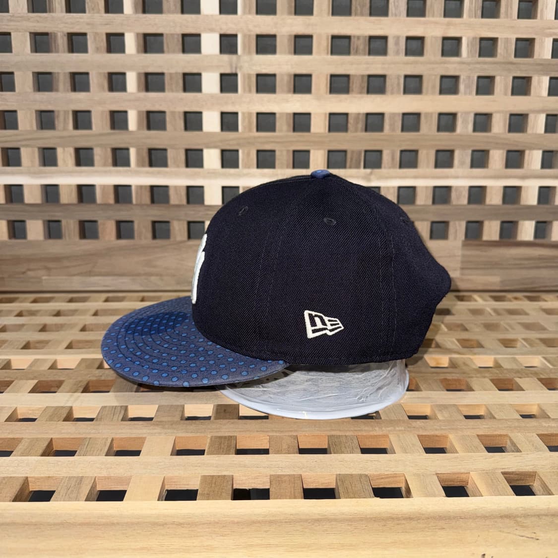 뉴에라 양키스 도트 바이저 9fifty 캡 상품이미지2