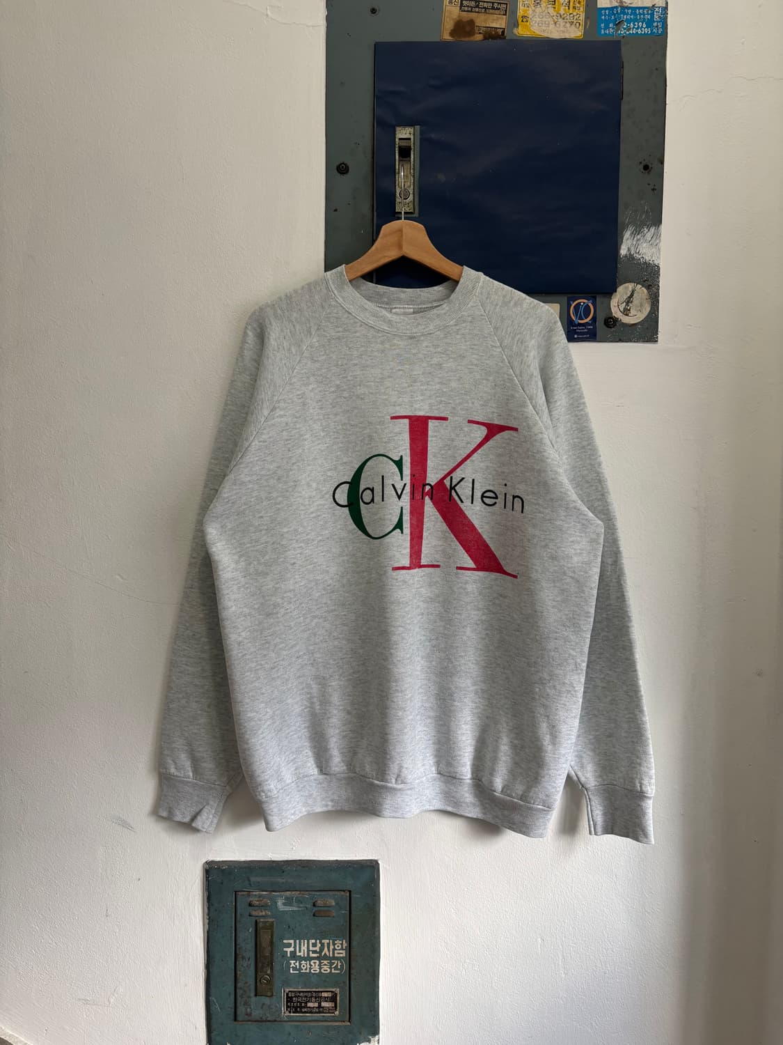 90s Calvin Klein Bootleg Sweatshirt 상품이미지1