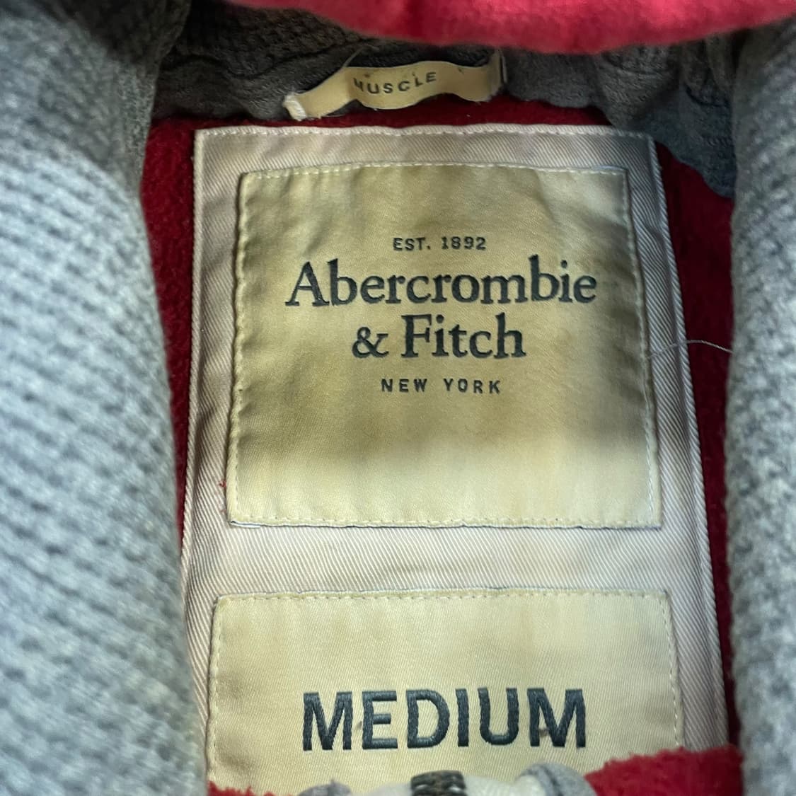 아베크롬비 스펠 로고 후드집업 딥레드 상품이미지4