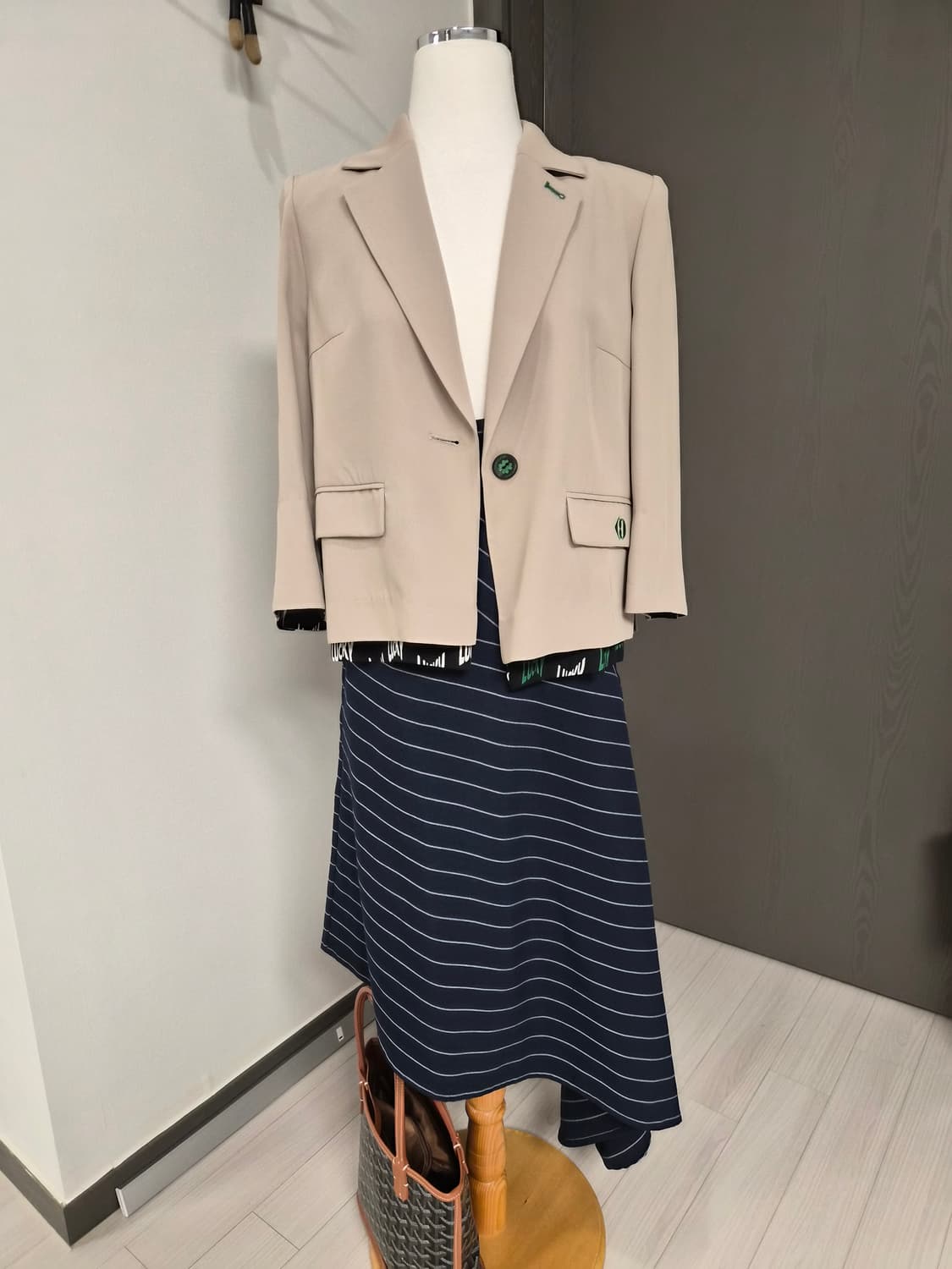 테이야TEIJA 스트라이프 스커트 상품이미지2