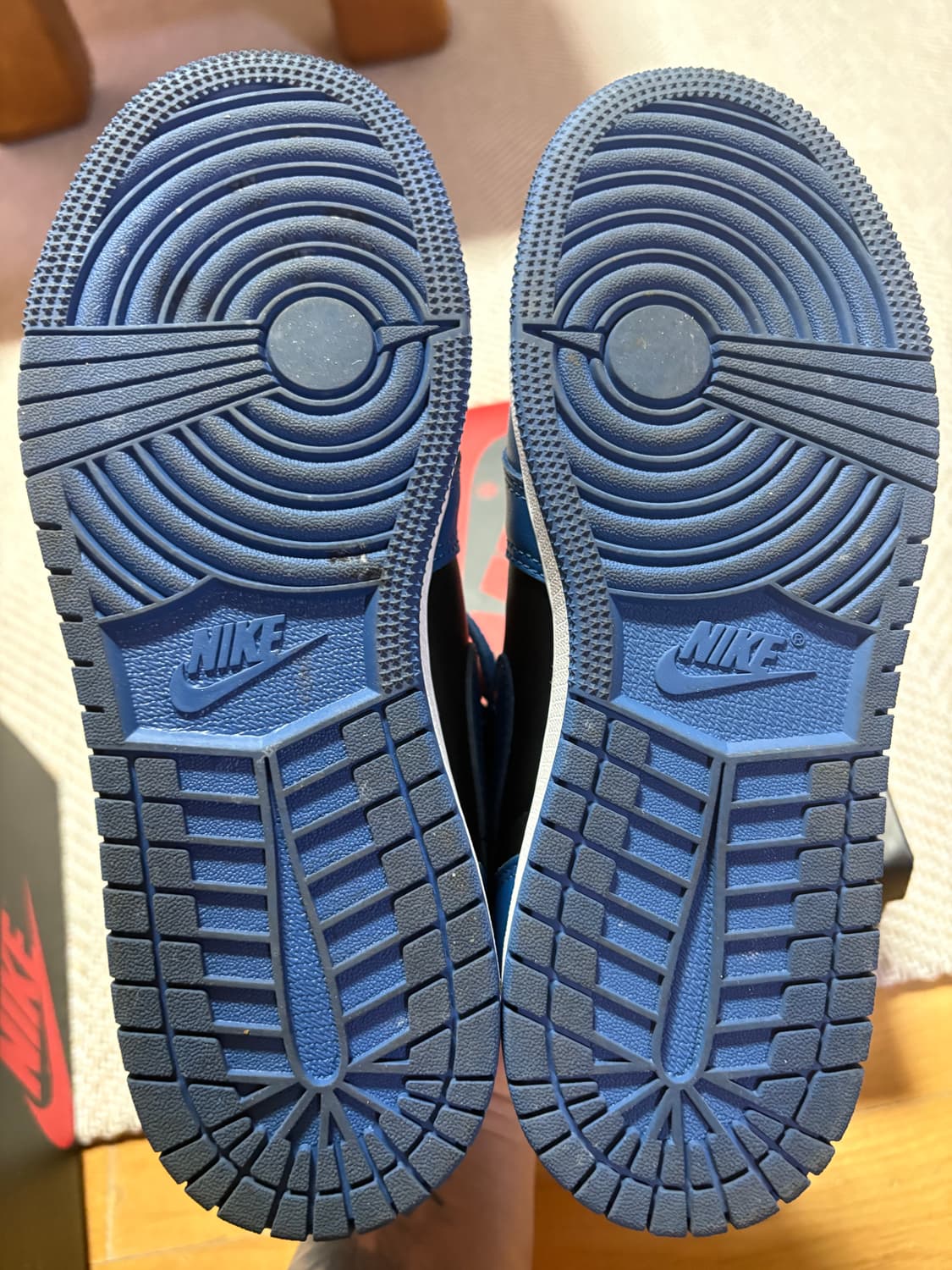 [230] 나이키 조던1 OG 로얄토 로얄블루 상품이미지4