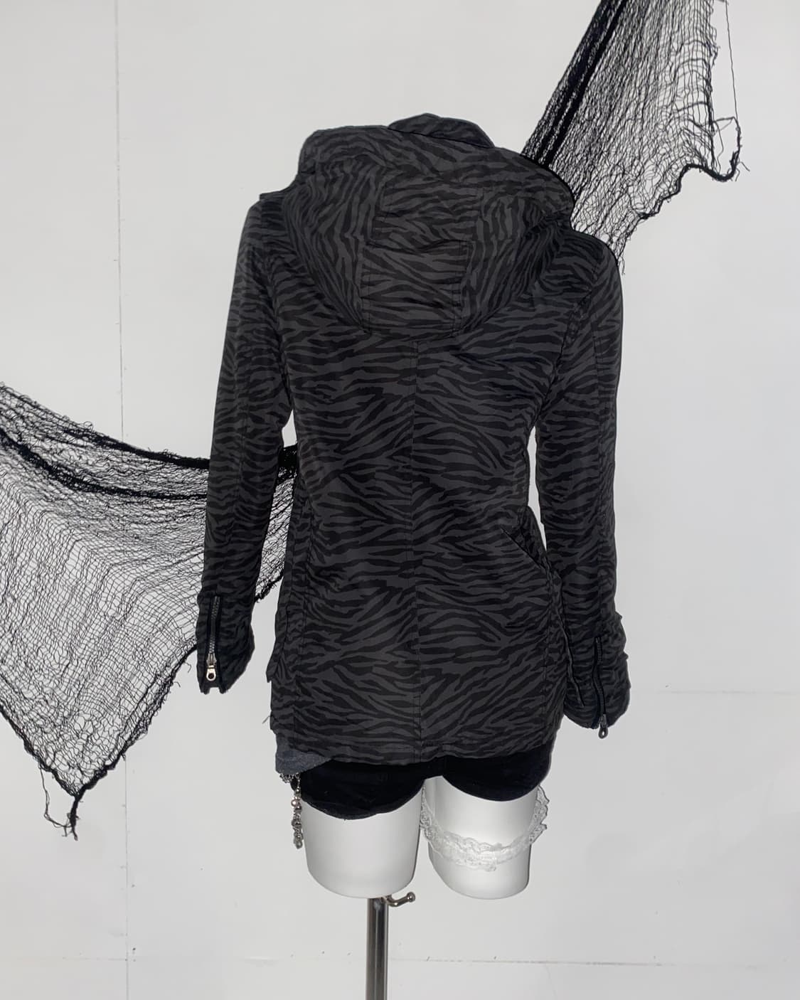 바츠 스튜디오 유니언잭 지브라 패딩 자켓 ໒꒱ 상품이미지2