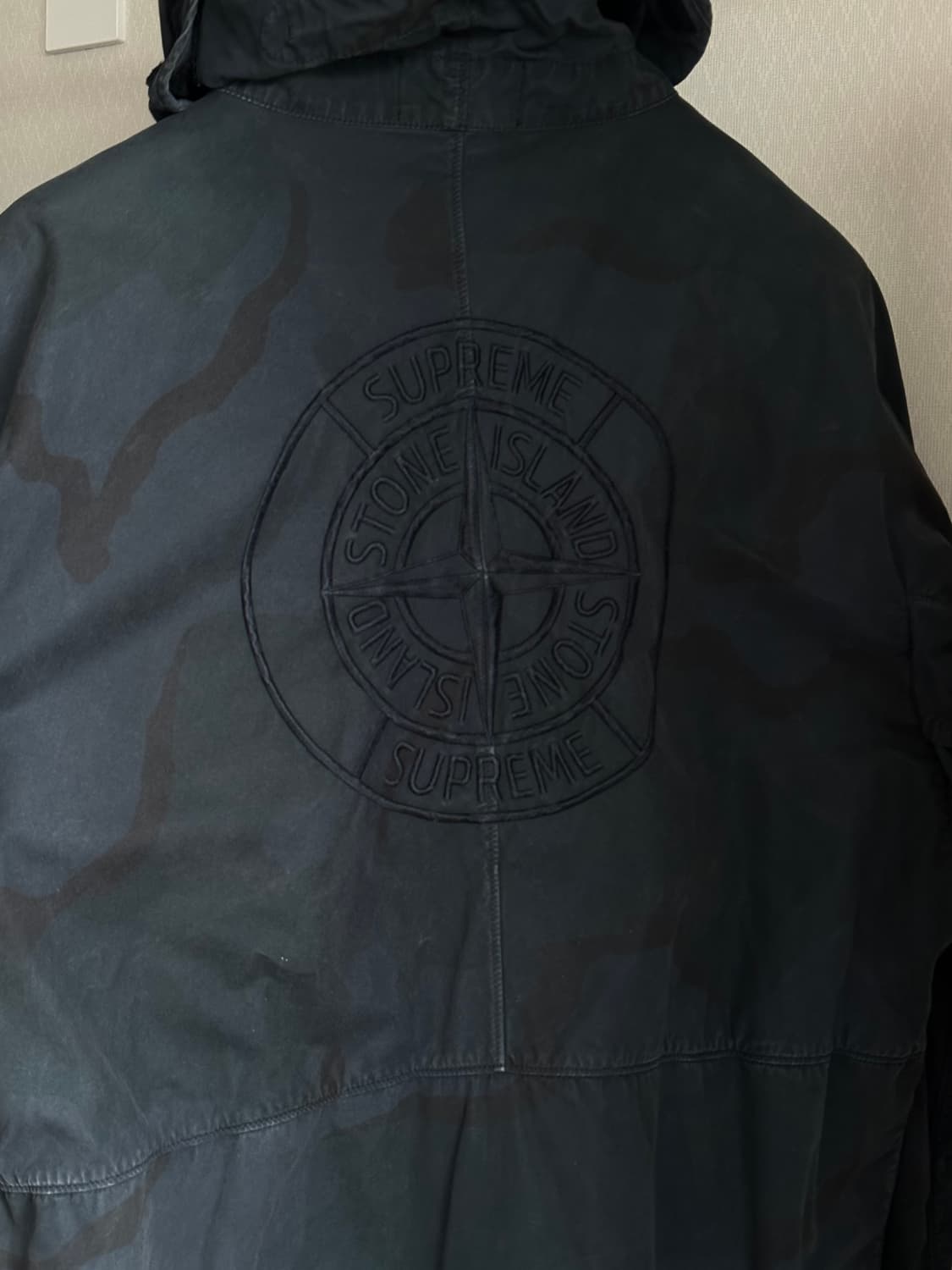 스톤아일랜드 x 슈프림 라이엇 마스크 카모 자켓 M(105) 상품이미지2