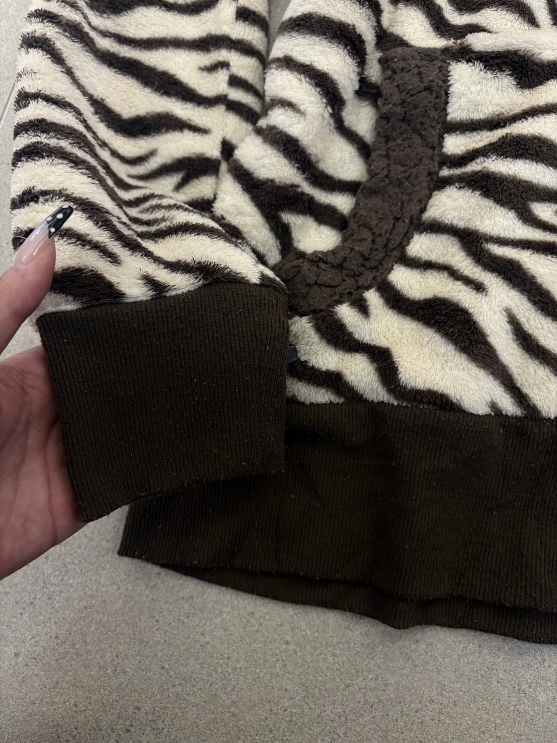 브라운 지브라 퍼 후드집업 상품이미지4