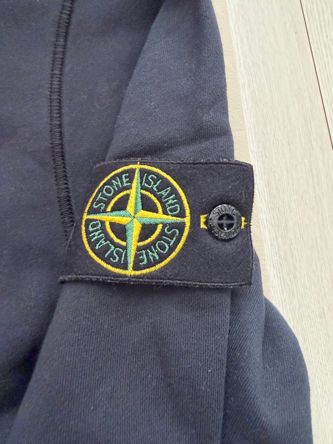 25ss/새상품급 스톤아일랜드 맨투맨 XL 상품이미지2