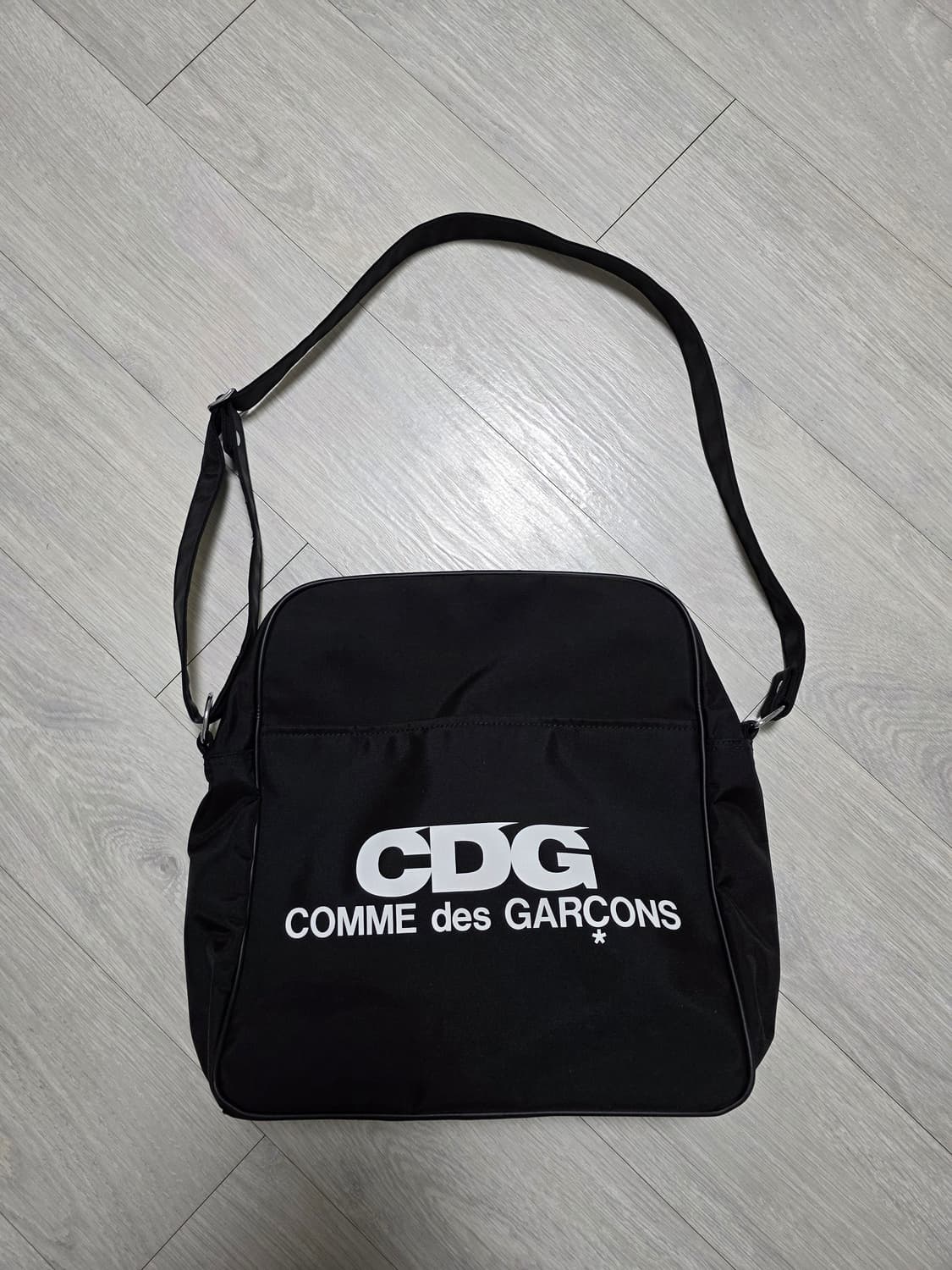 CDG 크로스백 M 상품이미지4