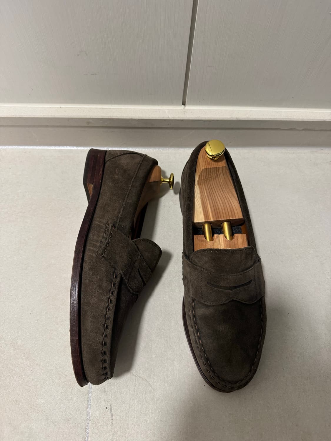 Allen Edmonds 엘렌에드몬즈 스웨이드 로퍼 us9.5 판매합니다 상품이미지3