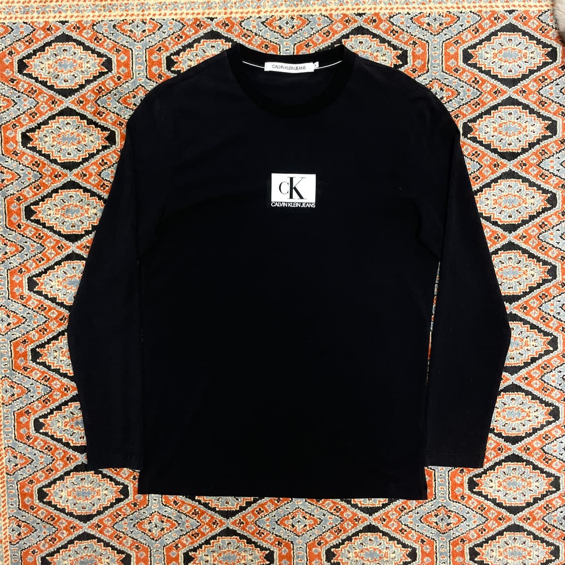 캘빈클라인진스 시그니처 로고 블랙 텐션 원단 긴팔티셔츠 남성M 상품이미지1