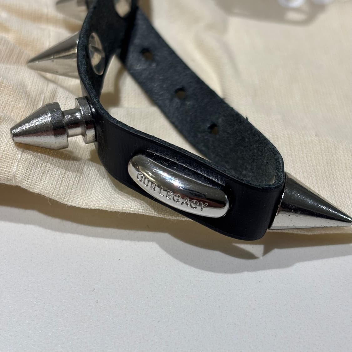 아워레가시 스터드 레더 브레이슬릿 팔찌 상품이미지2