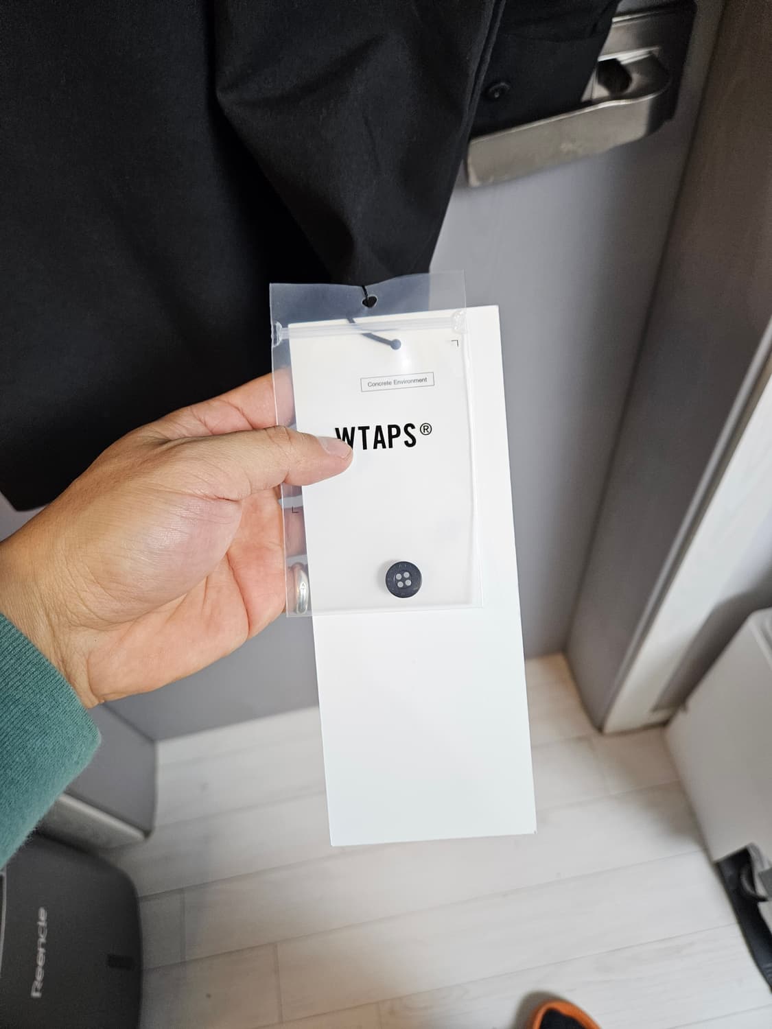 더블탭스 WTAPS 후드 셔츠 블랙 X03 새상품 상품이미지4