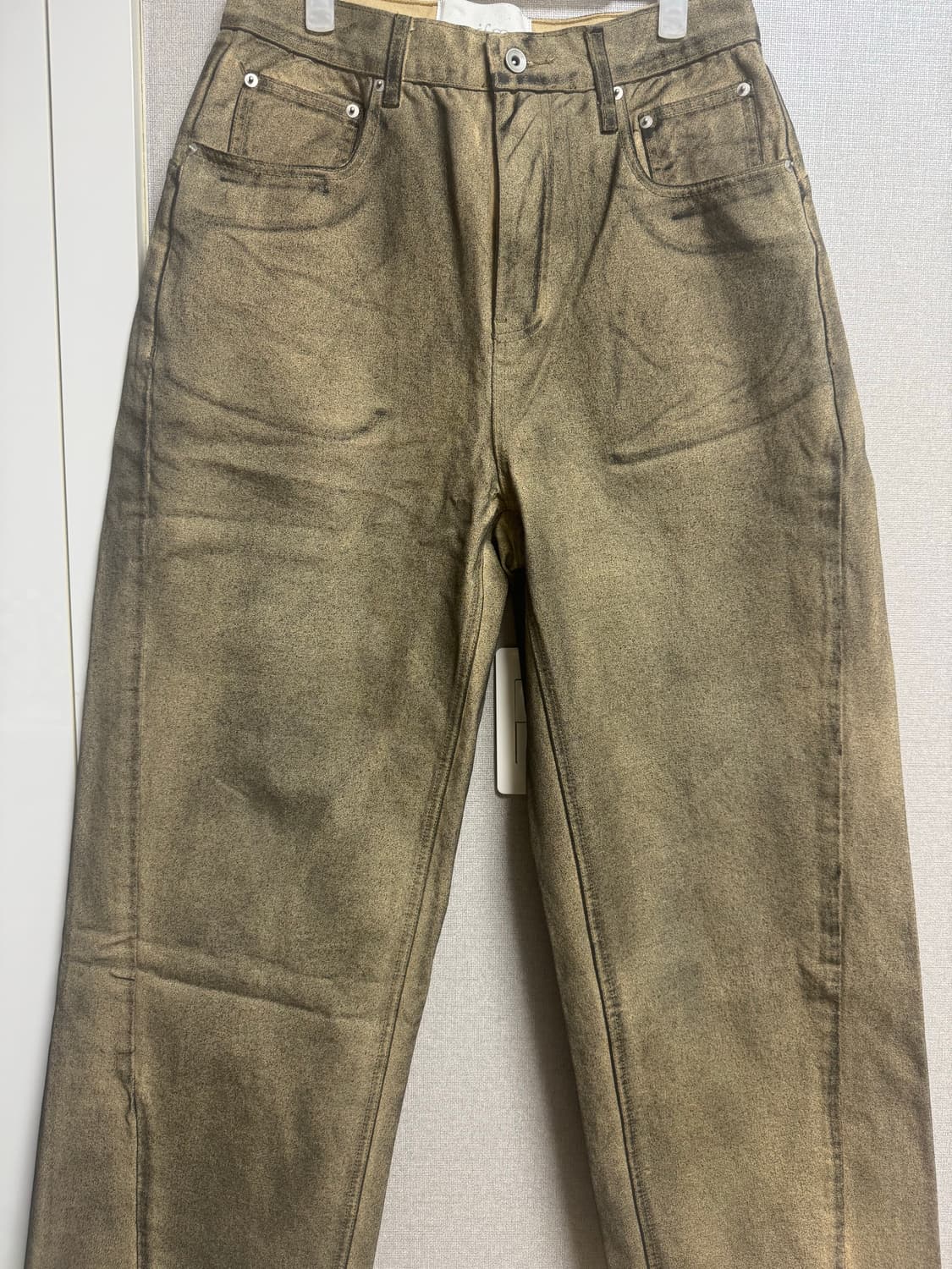 이예 와이드 코팅 데님팬츠(베이지) 상품이미지3