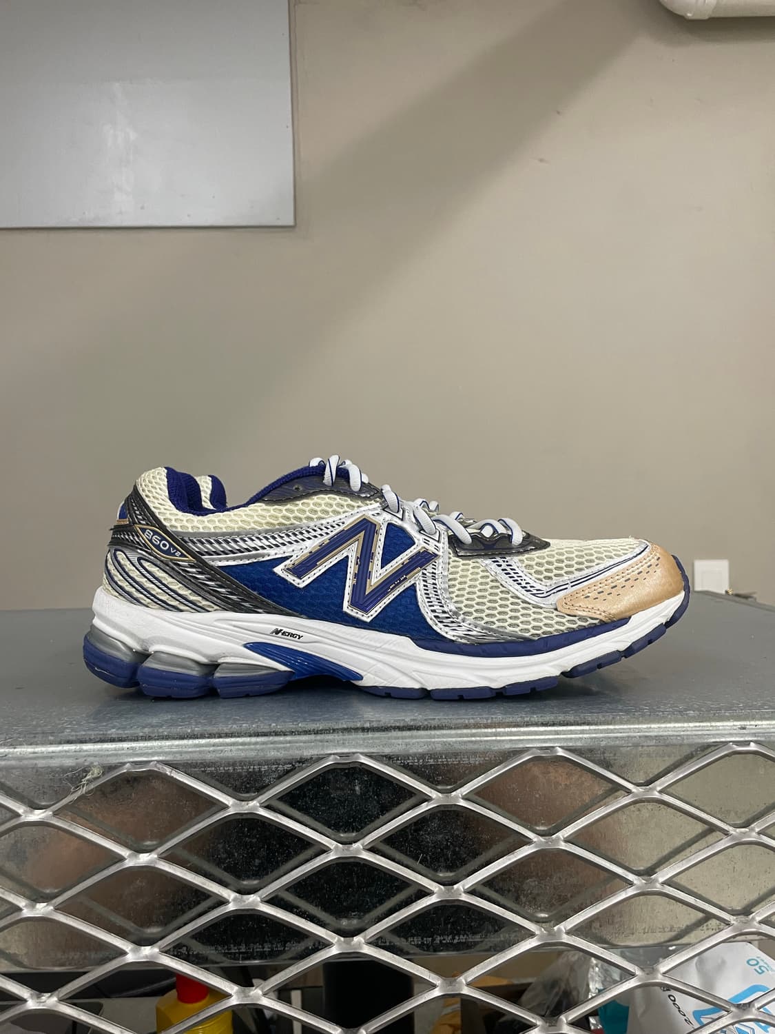뉴발란스 x 에메레온도르 860v2 블루 280 (gr-4782) 상품이미지4