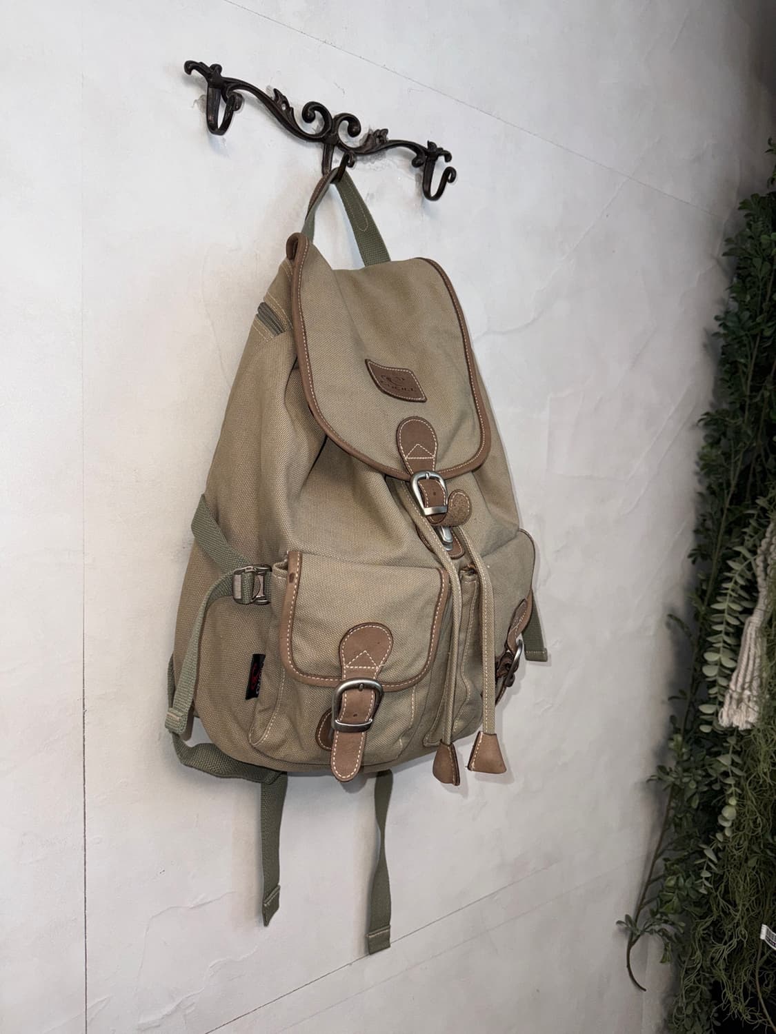 Oneill beige brown multi pocket backpack 상품이미지2